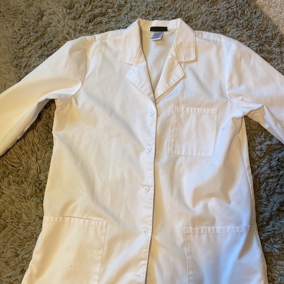 SALE!! Cherokee Large White Lab Coat - Picture 2 of 7